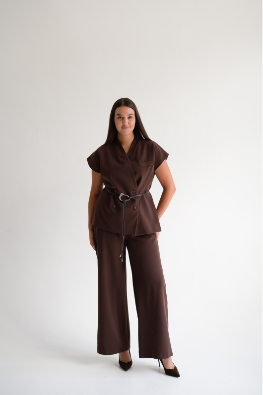 Костюм брючный в линейке Xl